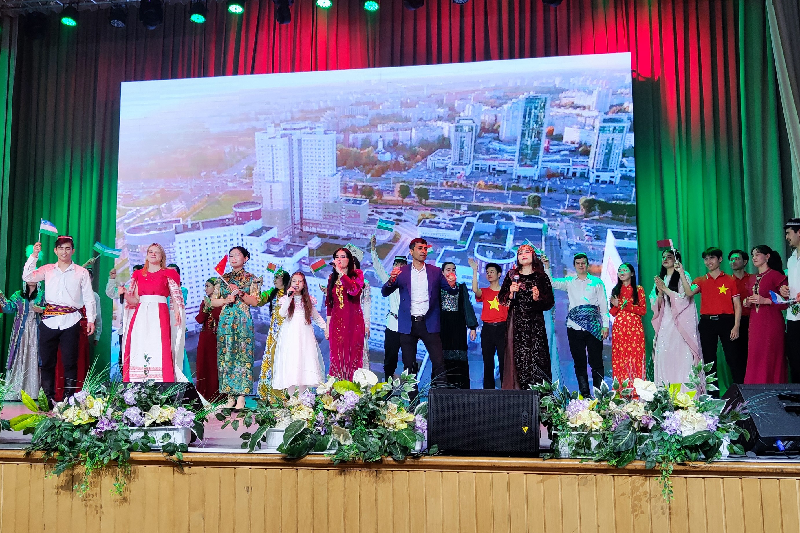 turkmen-students-minsk-festival-bsuir (6).jpg