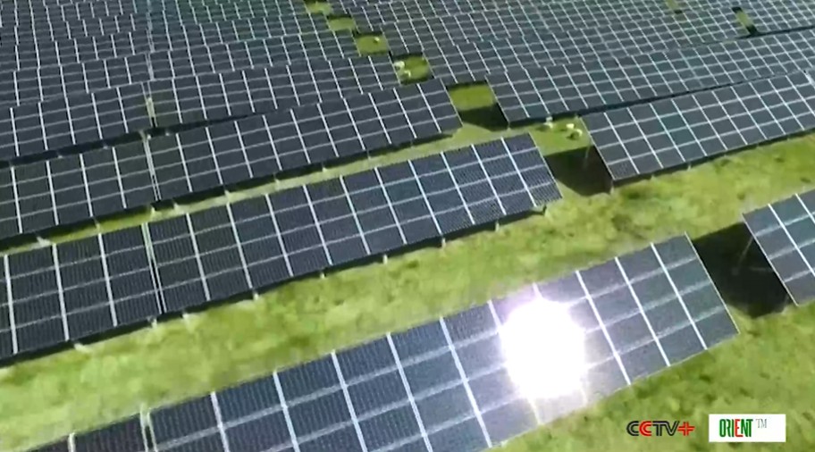 Си Цзиньпин председательствует на заседании руководства КПК по экономической ситуации и работе