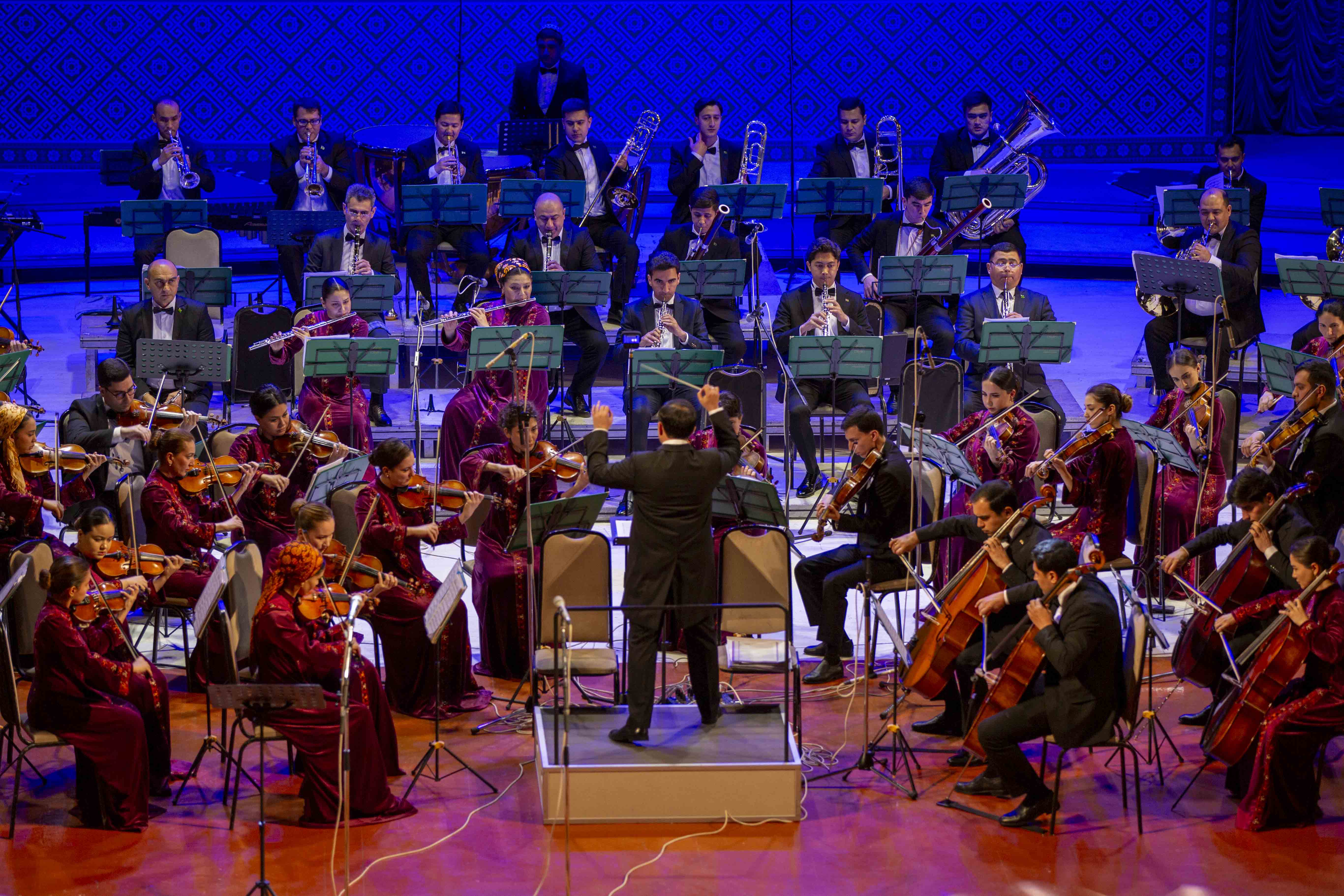 mukhatov-110-anniversary-turksoy-opera-ashgabat (2).jpg