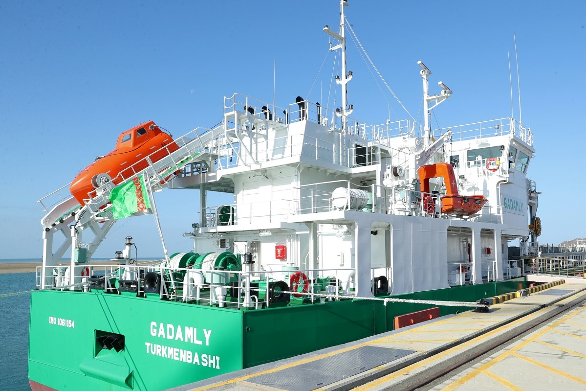 turkmen-cargo-ship-gadamly-balkan (2).jpg