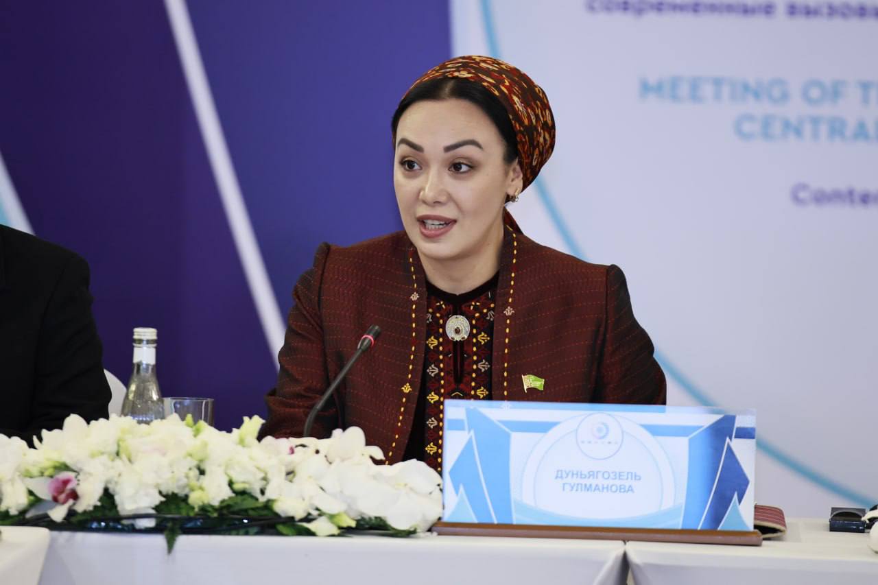 gulmanova-visit-uzbekistan-asian-women-forum (4).jpg