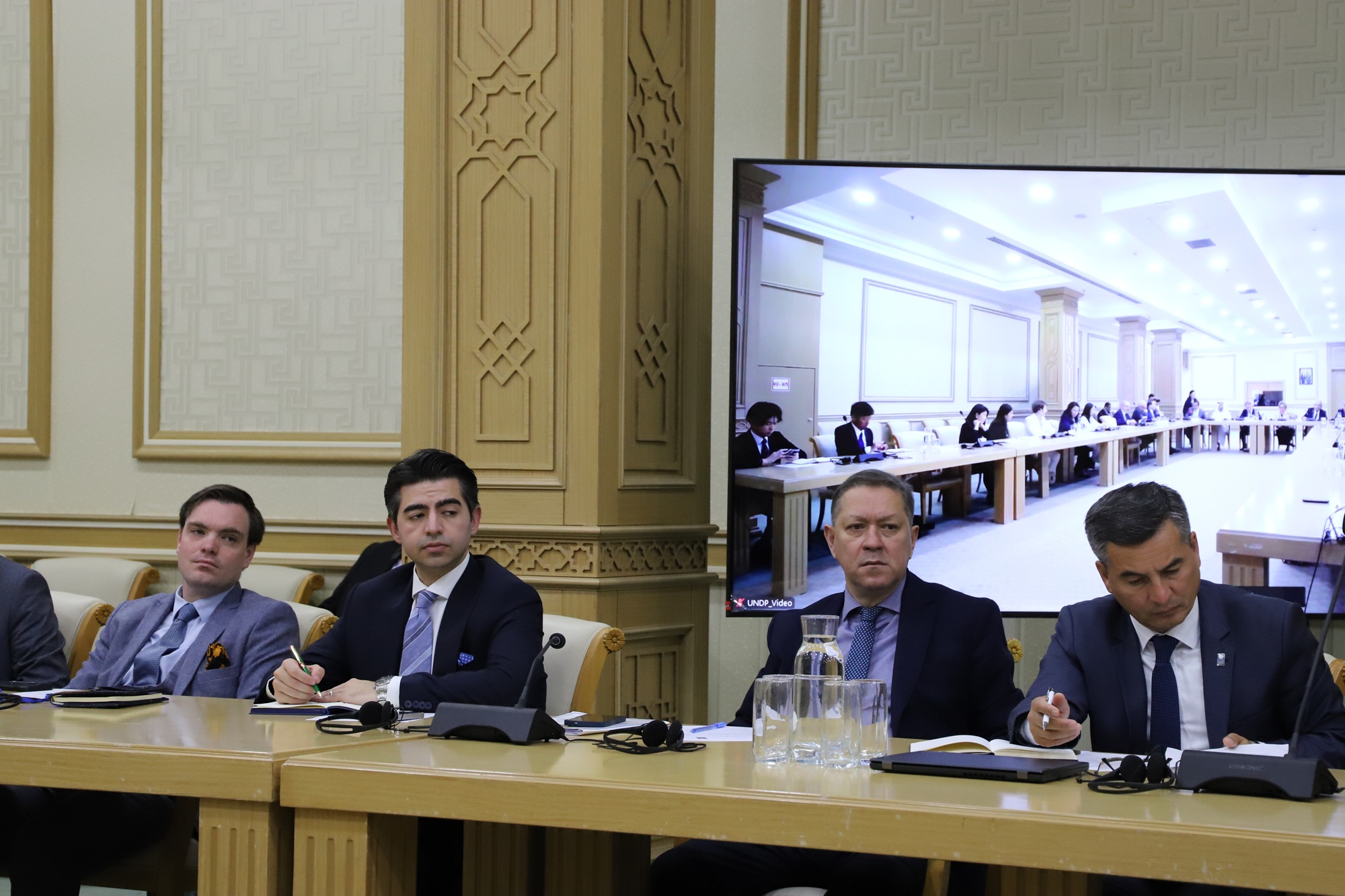 undp-uk-embassy-climate-group-meeting-ashgabat (4).JPG