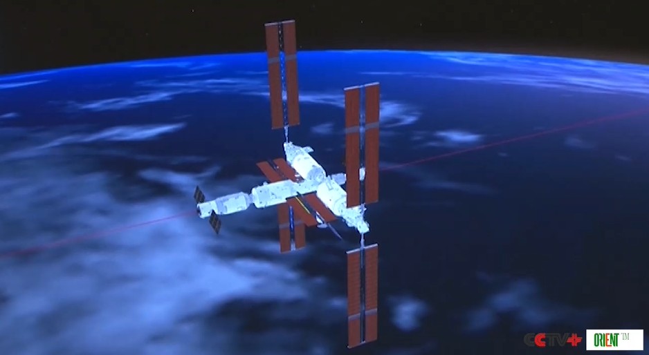 Космонавты «Шэньчжоу-21» вернулись на Землю после семи месяцев на орбите. Яблоко из космоса, космический огород и первое разведение млекопитающих
