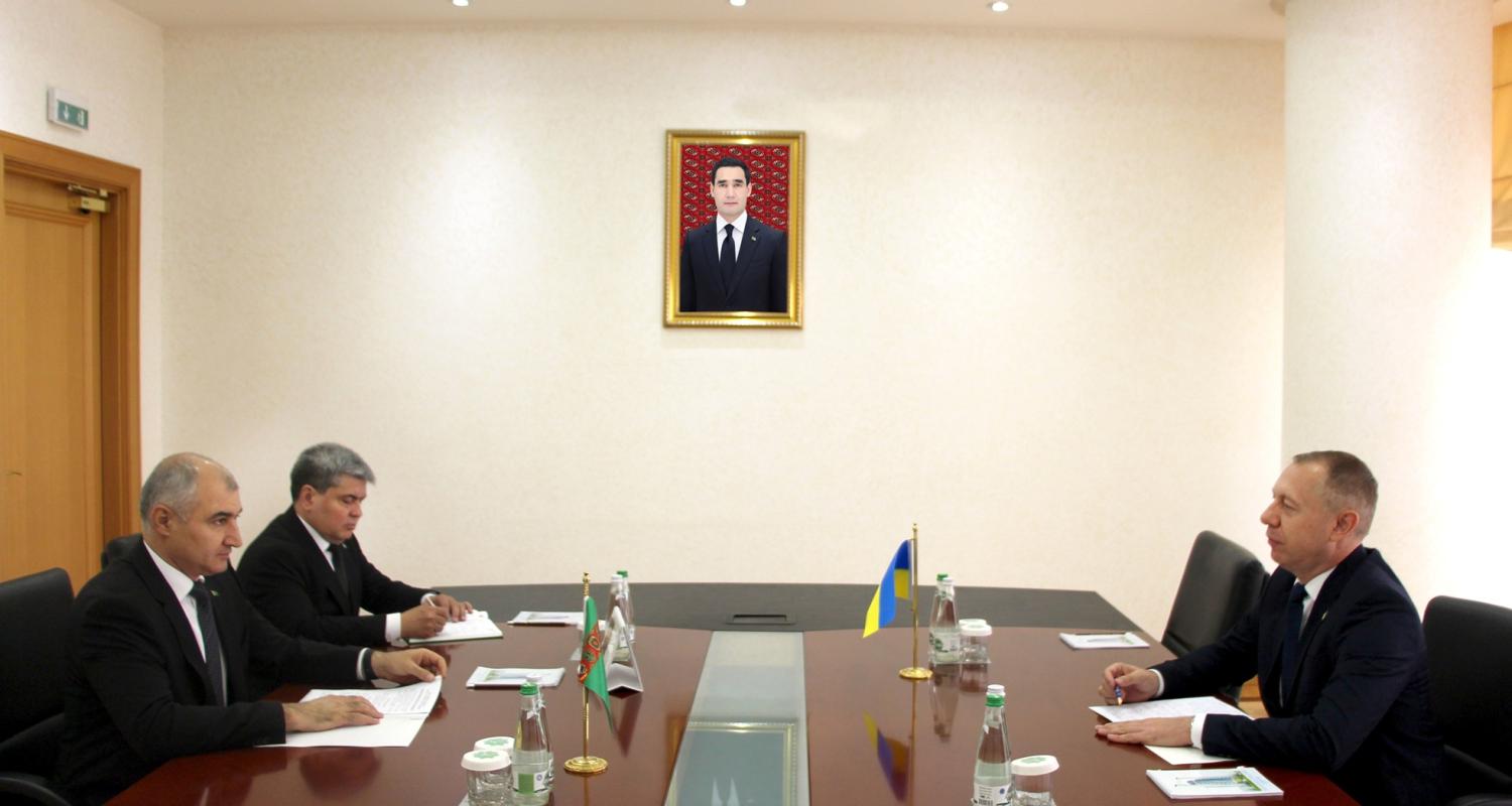 petro-makarenko-completes-diplomatic-mission-turkmenistan (1).jpg