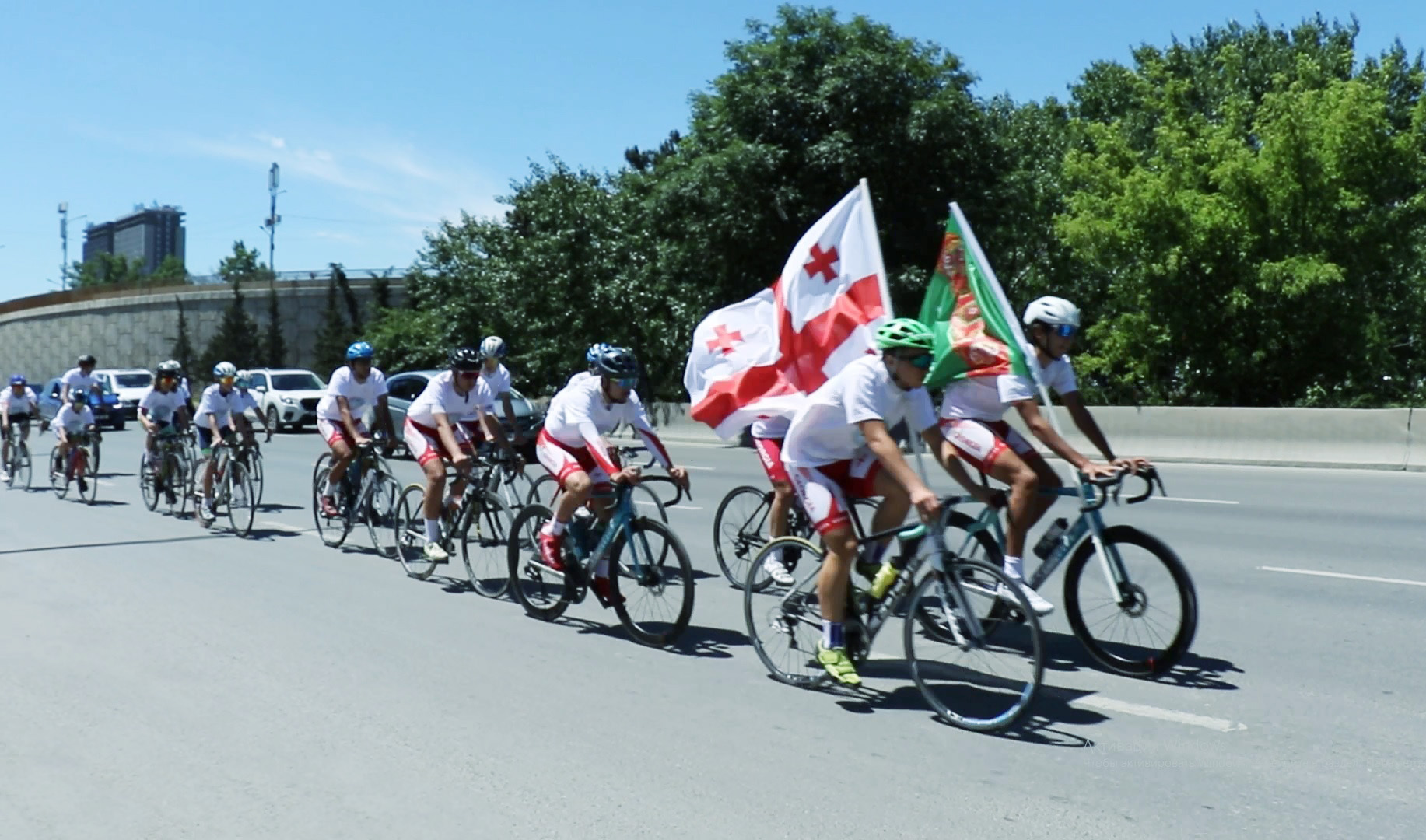 georgian-athletes-supported-turkmen-embassy-cycling-action-2026 (7).jpg