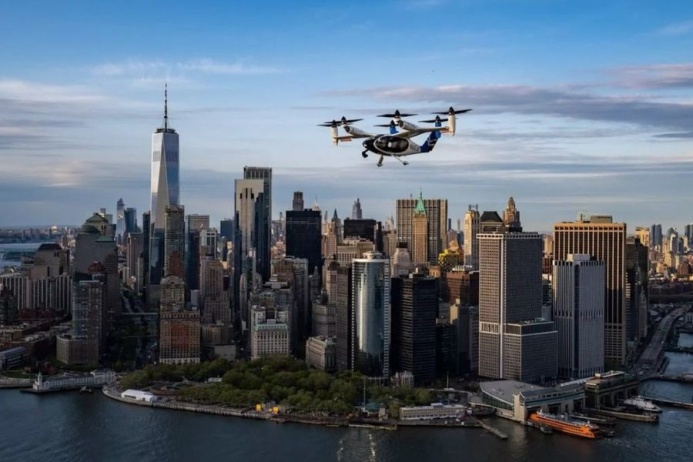  Бесшумное аэротакси Joby долетело из аэропорта на Манхэттен всего за 10 минут