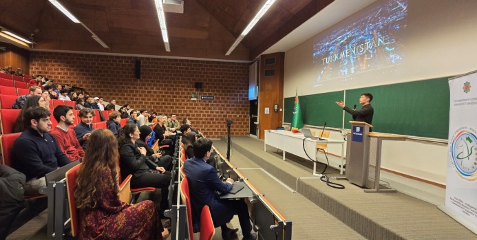  From History to the Present: Turkmenistan Represented at CULeuven University