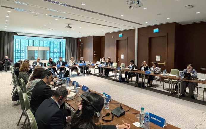  «Туркменпочта» внедряет новые международные стандарты расчетов