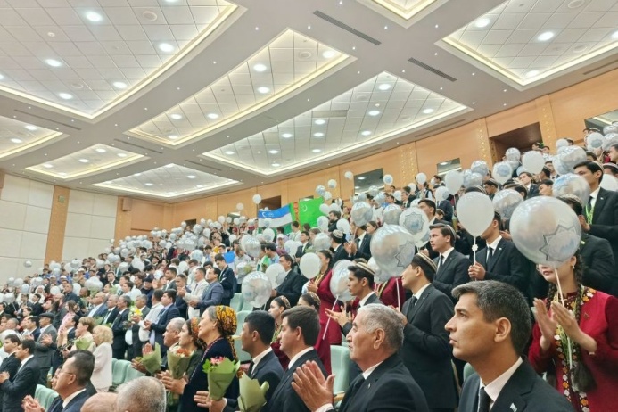  Туркменские студенты завоевали почти 200 медалей на математической олимпиаде OMOUS-2026