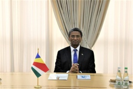 Глава МИД Сейшел посещает Ашхабад в ходе регионального турне