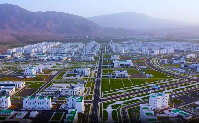 Гурбангулы Бердымухамедов проинспектировал развитие второй очереди города Аркадаг