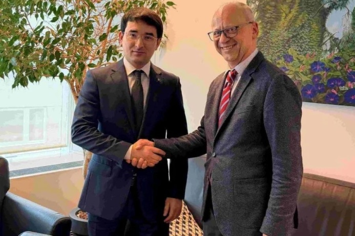  Туркменистан и ЕС укрепляют партнерство в образовании и сфере высоких технологий