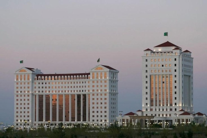  В Туркменистане прогнозируется резкая смена погоды в ближайшие дни