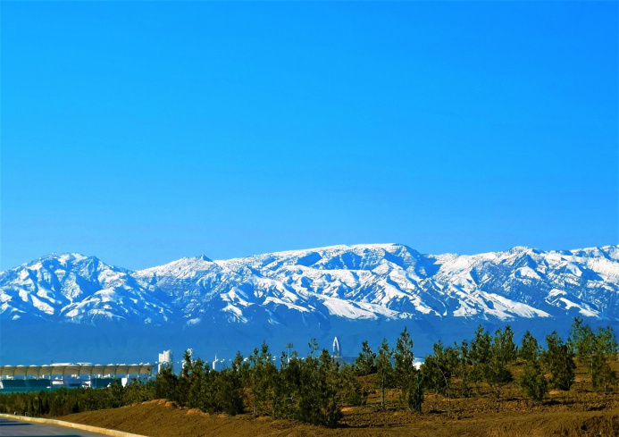  Январские контрасты Ашхабада: от «плюс 27» до исторических морозов