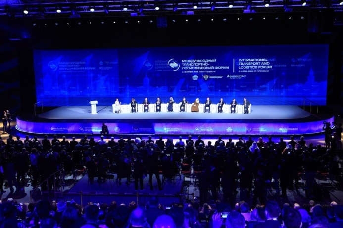 Turkmenistan Delegation Participates in the International Transport and Logistics Forum in Saint Petersburg