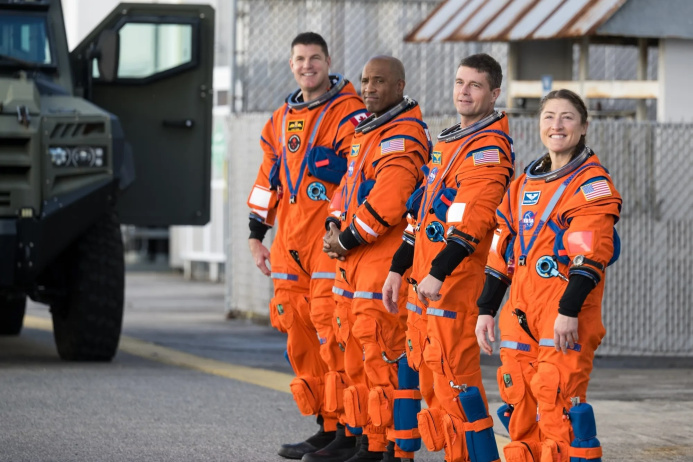  Обратный отсчет запущен: экипаж Artemis II отрепетировал полет на Луну