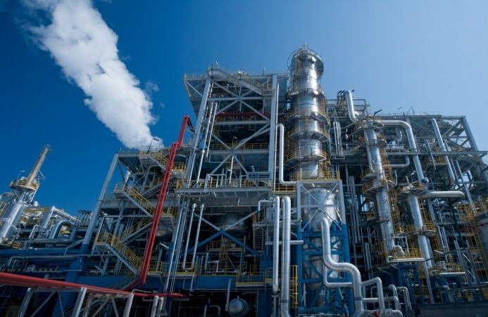  «Туркменхимия» уверенно лидирует в промышленном секторе по показателям