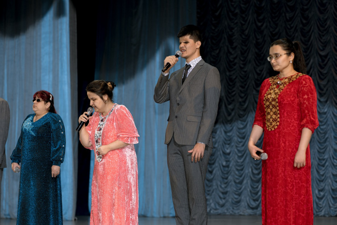  Сила духа и таланта: Концерт в поддержку равных возможностей - приходите поддержать артистов!