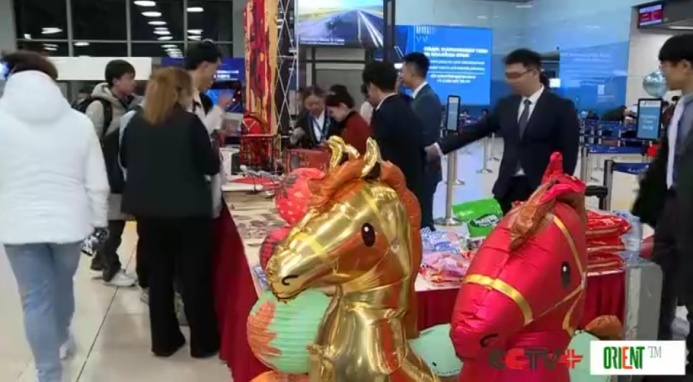  Празднования китайского Нового года прошли в городах разных стран