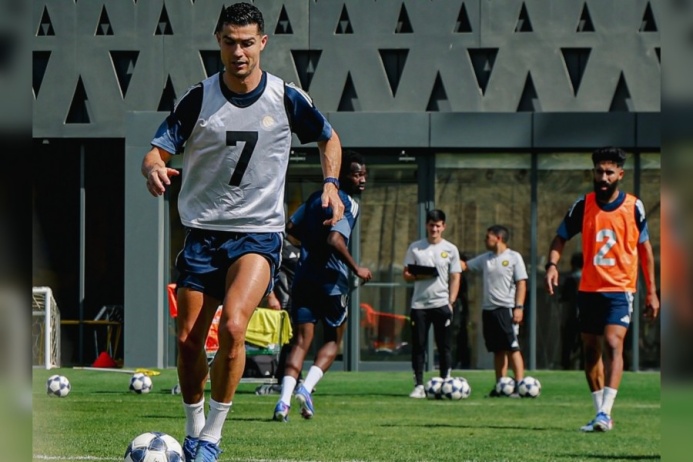  Роналду принял участие в подготовке «Аль-Насра» к матчу с «Аркадагом»