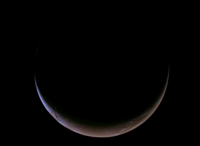  Космический аппарат NASA использовал Марс для гравитационного маневра на пути к металлическому астероиду