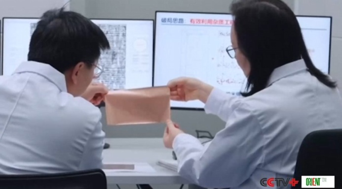  Китай добился прорыва в разработке высокоэффективного сверхтонкого материала из медной фольги