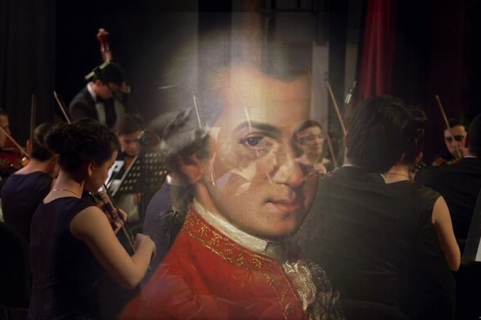  «Сборная звезд» Туркменистана на одной сцене с великим австрийцем