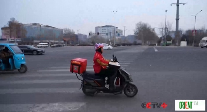  Депутат ВСНП предлагает меры защиты прав работников новых форм занятости в КНР