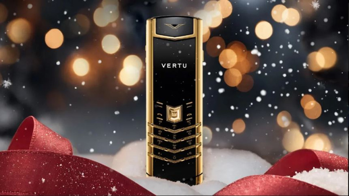  Кнопочный телефон с ИИ: Vertu готовит люксовую новинку