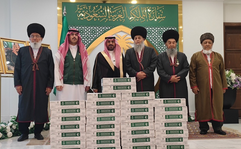 Слуга Двух Святынь передал в дар Туркменистану 25 тонн благословенных фиников как символ веры