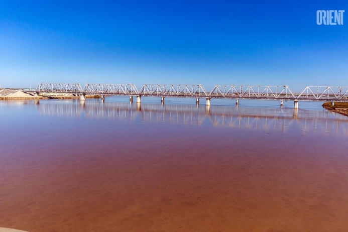  River of Happiness: History of the Karakum Canal