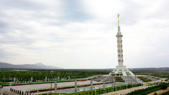  Бизнес-обзор: 6 тендеров, цифровизация госзакупок и поправки в Налоговый кодекс