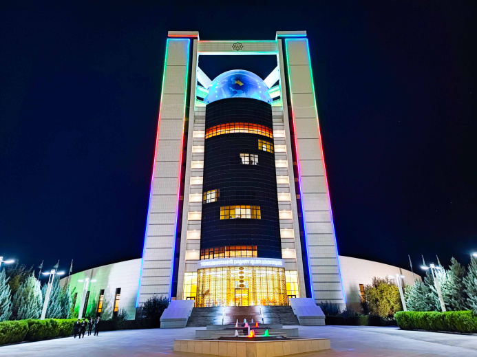  Обзор дипломатических вестей: Туркменистан расширяет географию отношений в Африке