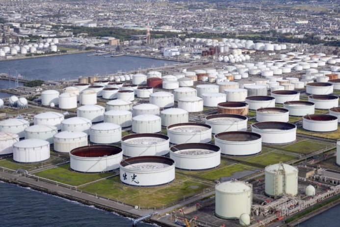  Япония распечатала рекордные нефтяные резервы для стабилизации цен на топливо