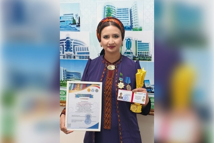  Преподаватель из Туркменистана стала лучшим молодым ученым и педагогом СНГ