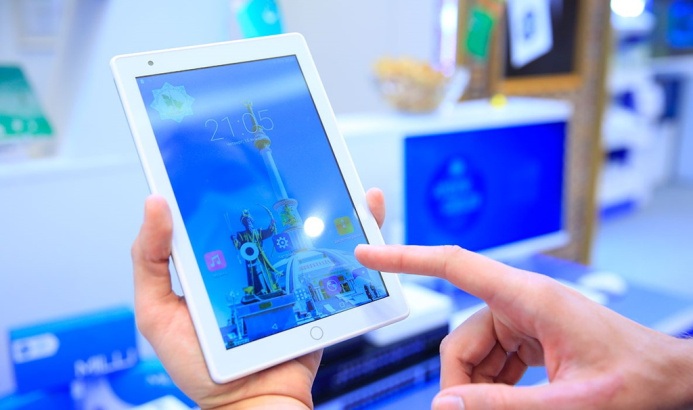  Туркменская фирма произвела 2,5 тысячи планшетов