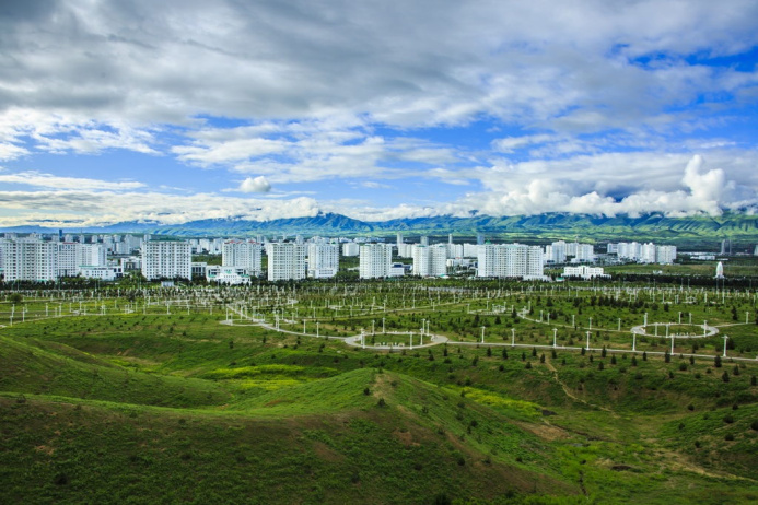  В Туркменистане ожидается переменчивая погода и редкие дожди