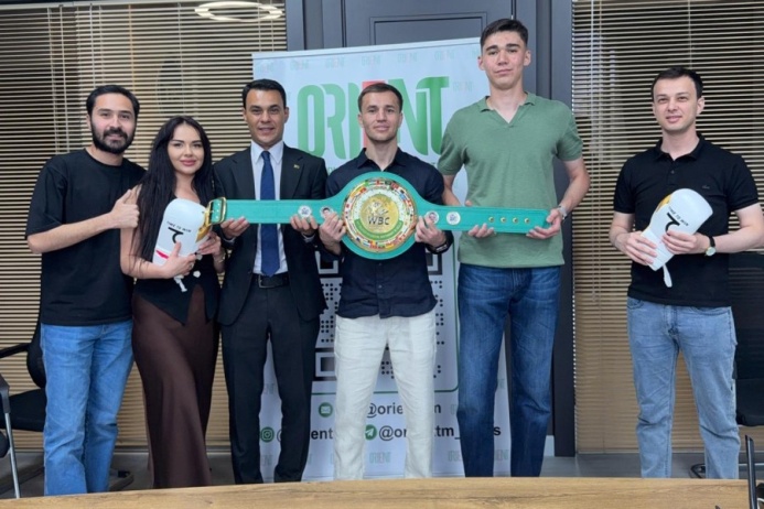  WBC Eurasia Champion Khursand Imankuliev Is a Guest at ORIENT