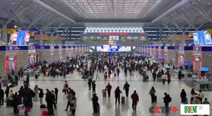  Си Цзиньпин отметил вклад трудящихся во время инспекций к Празднику весны