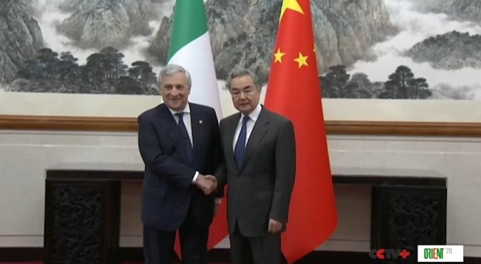  Bringing U.S., Iran back to talks is top priority: China's top diplomat