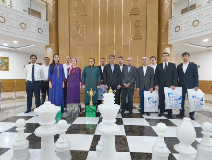  В Ашхабаде прошёл шахматный турнир среди работников банковской системы